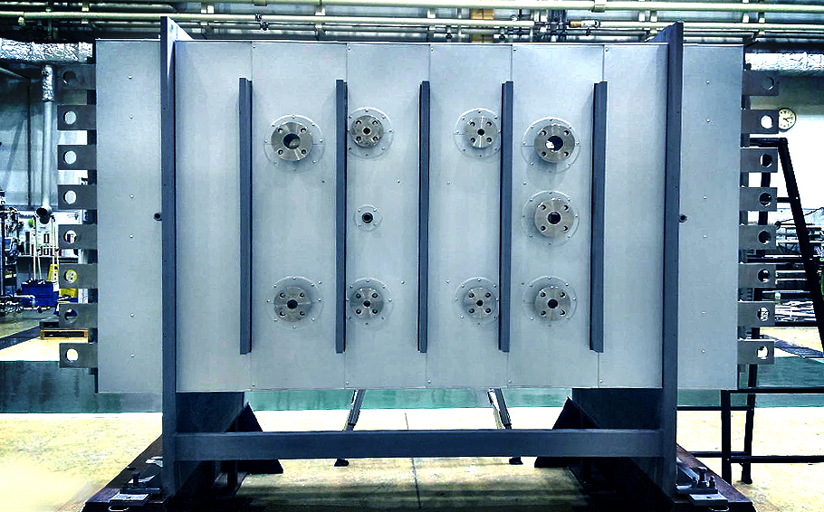 滅菌器保温ラッキング施工