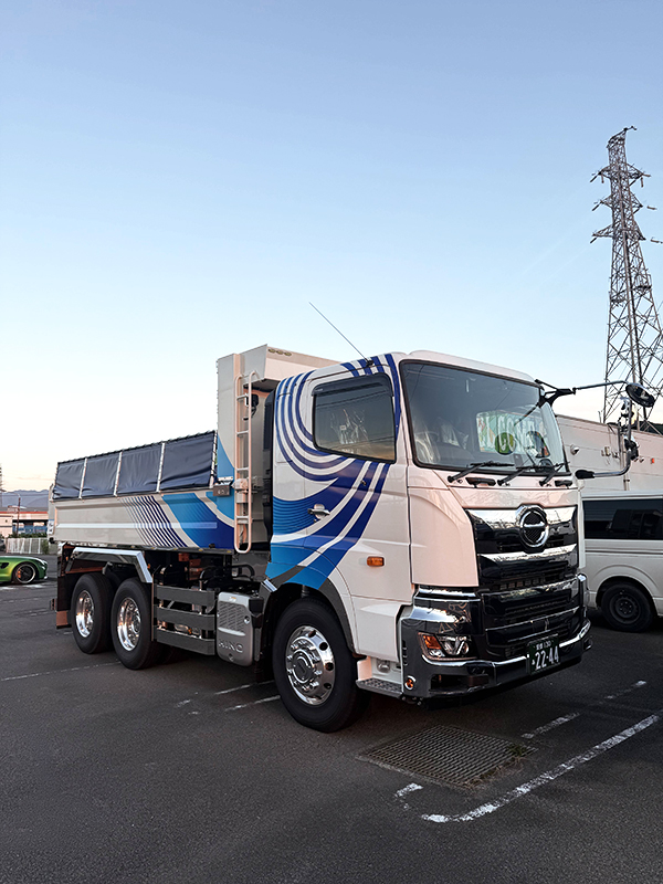 車体架装_ダンプ架装_09