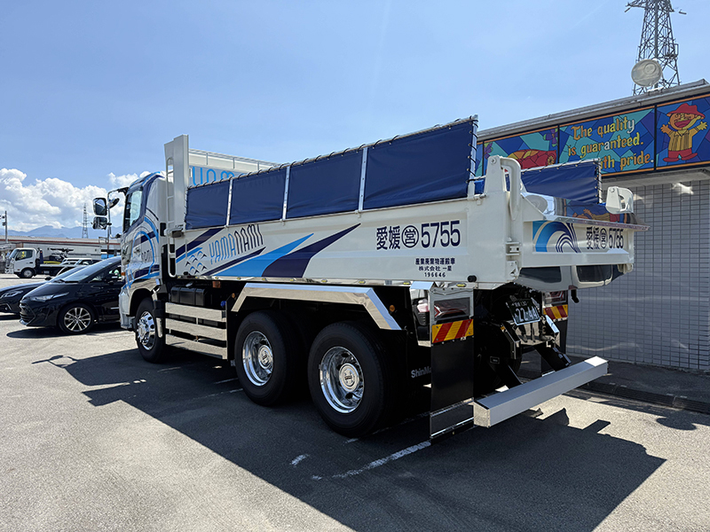 車体架装_ダンプ架装_07