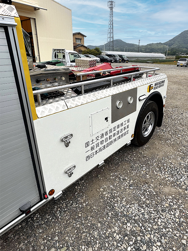 車体架装_レッカー架装_02_10