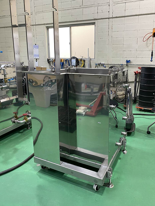 製缶板金_食品機器用タンク_04