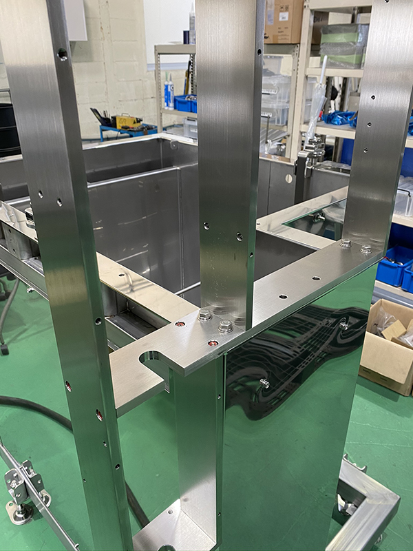 製缶板金_食品機器用タンク_03