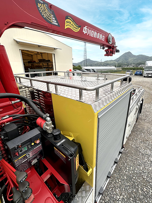 車体架装_レッカー架装_02_07