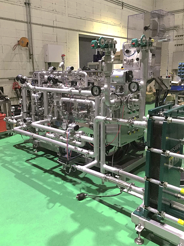 製缶板金_配管機器組立_05